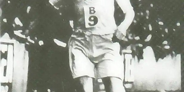 开云体育官网-“苏格兰飞人”的抗战情缘