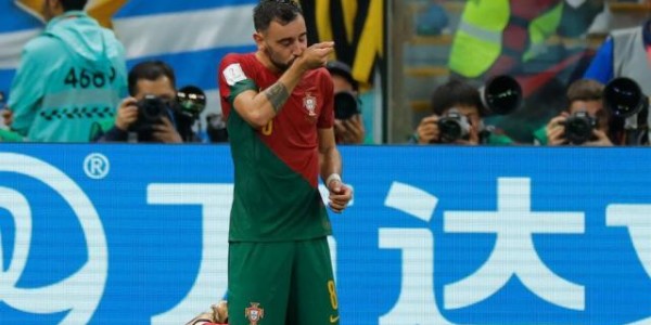 开云体育-B费成第6位在世界杯上梅开二度的葡萄牙球员！