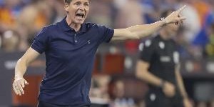 开云体育app-格拉斯纳：我几乎每天与格伊&amp;amp;埃泽交流，完全不想过不让他俩出战