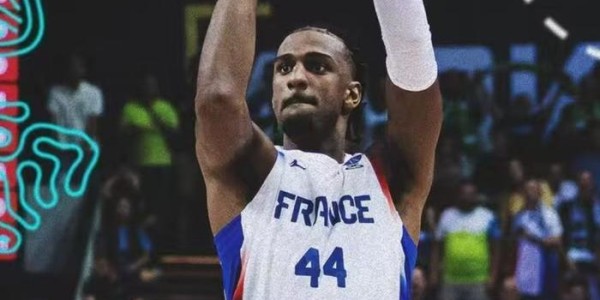 开云 体育-法国欧洲杯遭重创！萨尔小腿受伤报销，万幸无需手术无碍新赛季