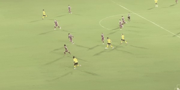 日职联战报：岩渊弘人、卢考破门，冈山绿雉2-1柏太阳神