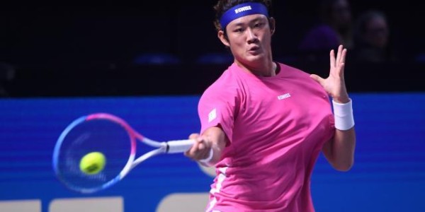 开云体育app-张之臻遭遇一波五连败 中国一哥位置恐怕不保？